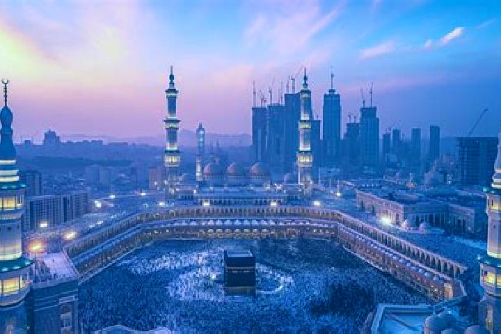 Clara, 23 — Escort in Makkah, Saudi Arabia