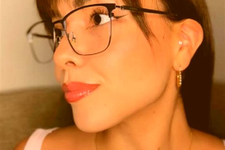 Clara, 23 — Escort in Nealtican, Mexico