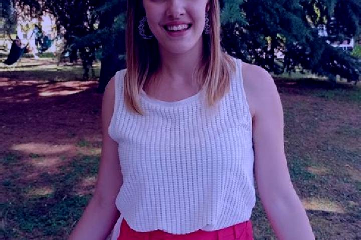 Clara, 23 — Escort in San Martino Alfieri, Italy