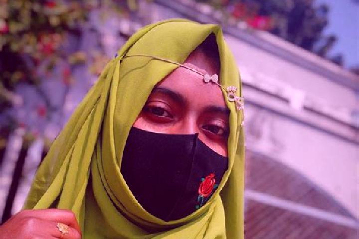 Clara, 23 — Escort in Sirajganj, Bangladesh