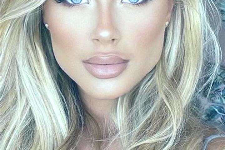 Clara, 24, a blonde hazel-eyed latina companion based in Kayhador. Offering OWO, CIM, Couples, Striptease. Available for incall and outcall, overnight bookin...
