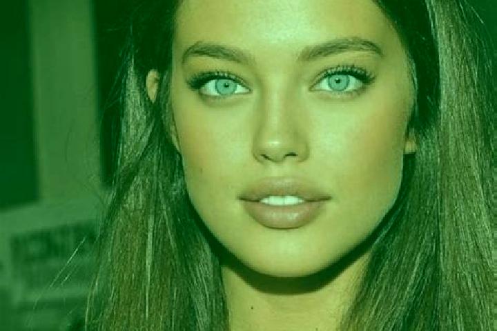 Clara, 24, a chestnut blue-eyed middle eastern companion based in San Nicolas Tolentino. Offering Dinner Date, Travel Companion, Duos. Available for incall a...