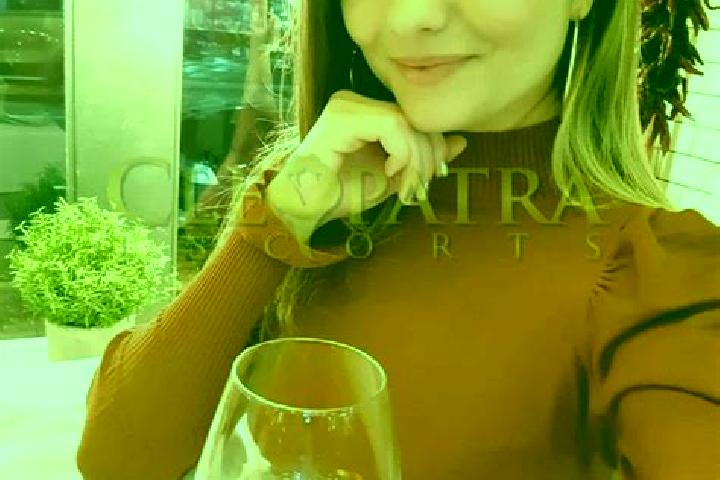 Clara, 24, a red green-eyed mediterranean companion based in Santa Maria Zoogochi. Offering Domination, Massage, OWO. Available for incall and outcall, day a...