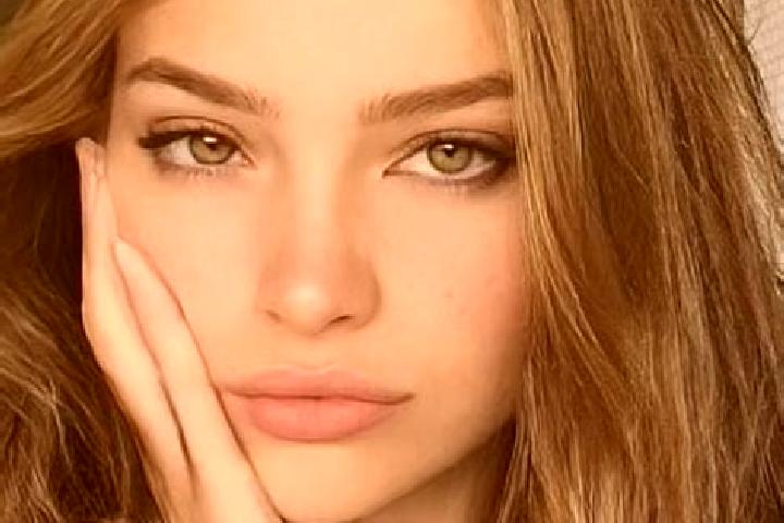 Clara, 24, a red hazel-eyed latina companion based in Casco. Offering Duos, Deep French Kissing, Girlfriend Experience, OWO. Available for incall and outcall...