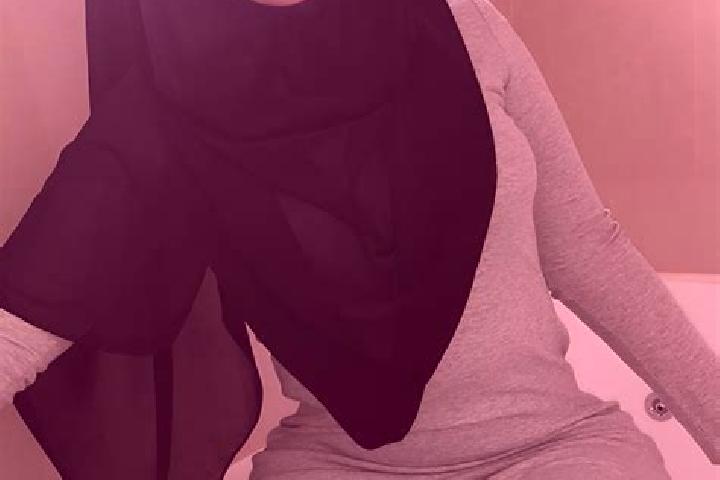 Clara, 24 — Escort in Aq Qayeh, Iran