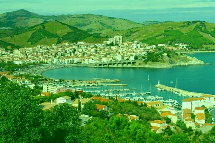 Clara, 24 — Escort in Banyuls de la Marenda, France