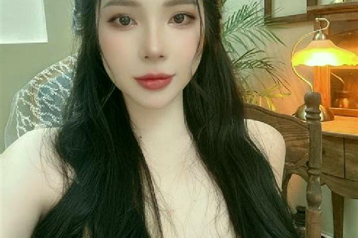 Clara, 24 — Escort in Johor Bahru, Malaysia