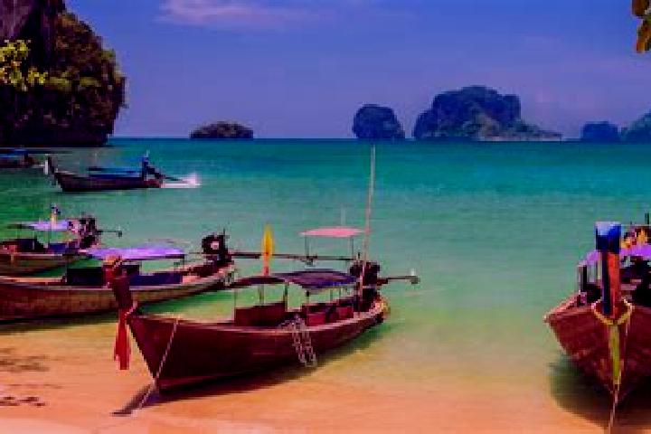 Clara, 24 — Escort in Phai Sali, Thailand