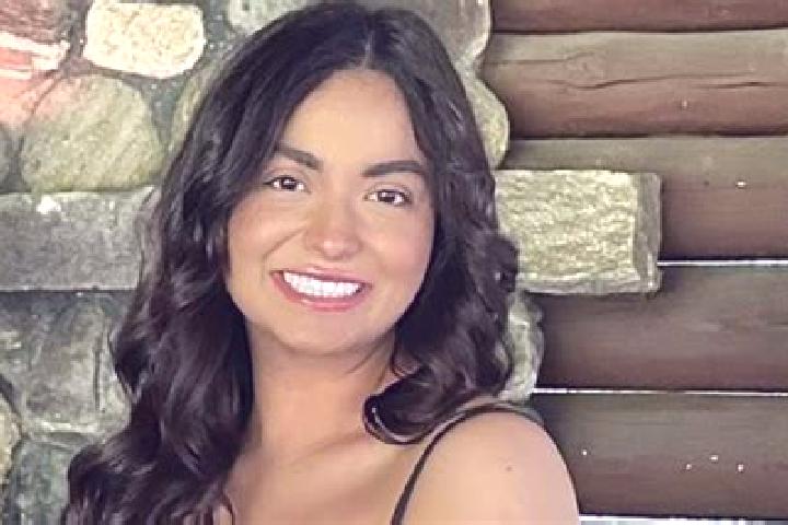 Clara, 24 — Escort in Tuftonboro, United States