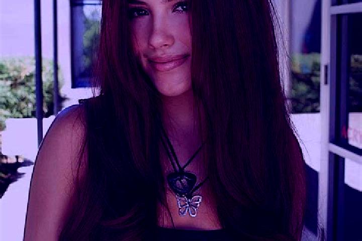 Clara, 25, a auburn dark-eyed middle eastern companion based in Pasirlaja. Offering Domination, CIM, Tantra. Available for incall and outcall, day and evenin...