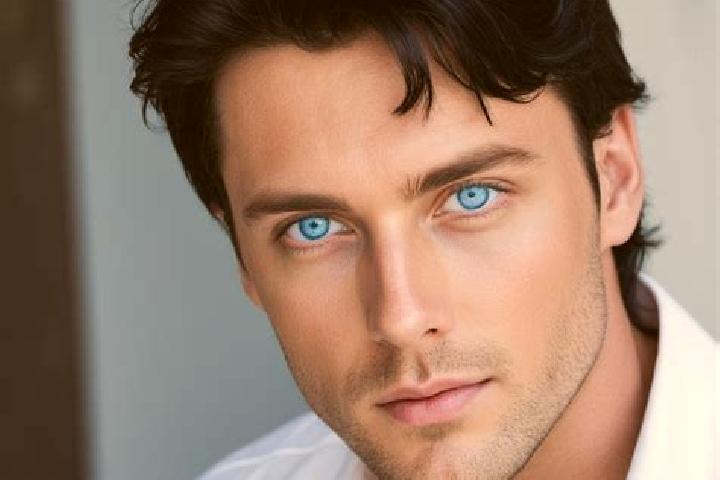 Clara, 25, a black blue-eyed caucasian companion based in Cacine. Offering OWO, A-Level, Dinner Date. Available for incall and outcall, day and evening dates.