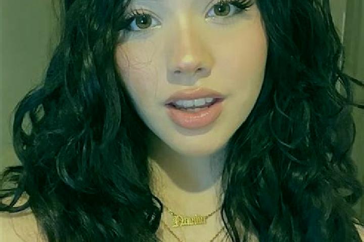 Clara, 25, a black green-eyed latina companion based in Silat az Zahr. Offering OWO, Fetish, BDSM, Dinner Date. Available for incall and outcall, day and eve...