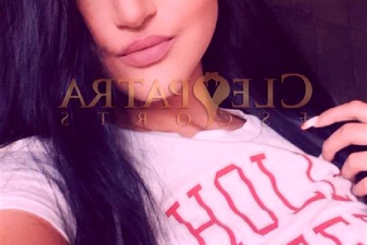 Clara, 25, a black grey-eyed mixed companion based in Tylicz. Offering Striptease, Tantra, Domination. Available for incall and outcall, overnight bookings a...