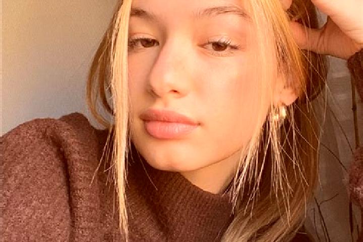 Clara, 25, a blonde brown-eyed mediterranean companion based in Steinweiler. Offering CIM, Striptease, OWO, Tantra. Available for incall and outcall, day and...