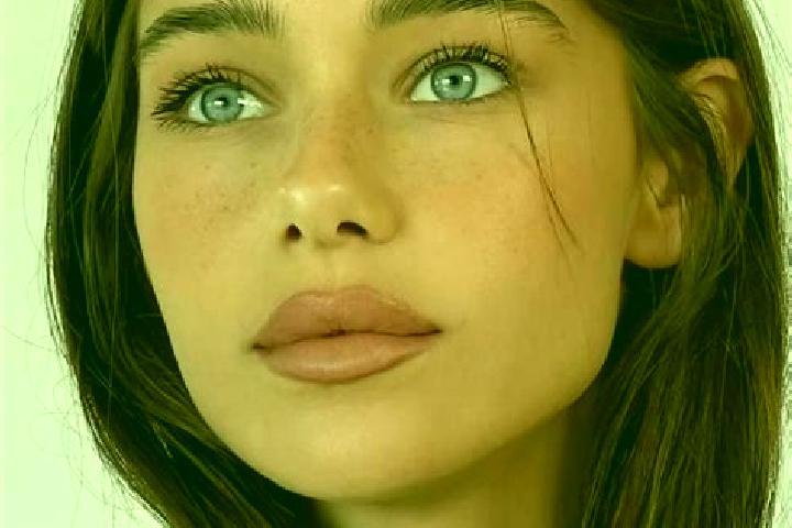 Clara, 25, a brunette dark-eyed caucasian companion based in Zgar. Offering Overnight, Girlfriend Experience, Dinner Date. Available for incall and outcall, ...