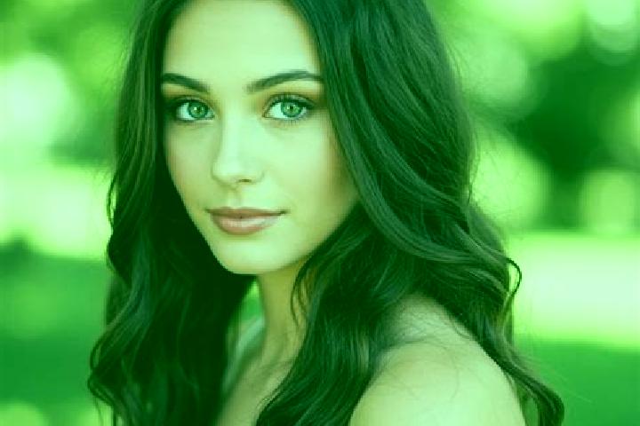 Clara, 25, a brunette hazel-eyed caucasian companion based in Daimus. Offering Striptease, BDSM, Erotic Massage, Fetish. Available for incall and outcall, ov...
