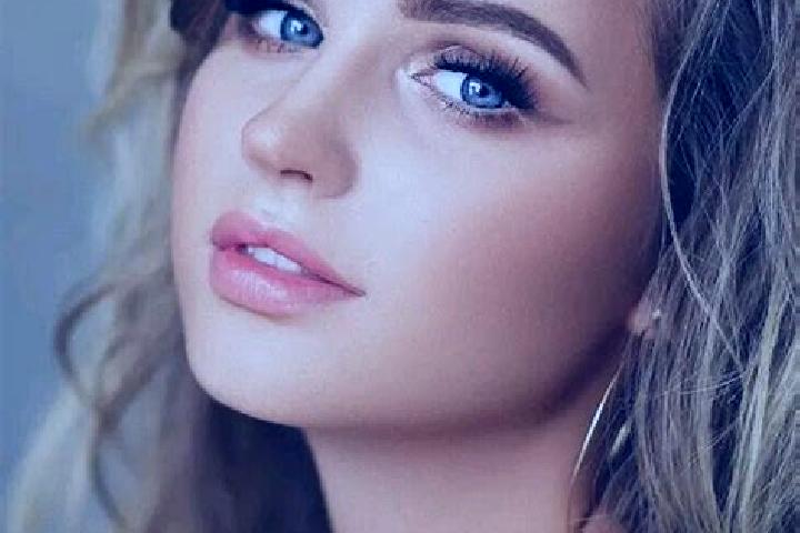 Clara, 25, a dark blonde blue-eyed caribbean companion based in Barraute. Offering CIM, 69, A-Level, Striptease. Available for incall and outcall, overnight ...