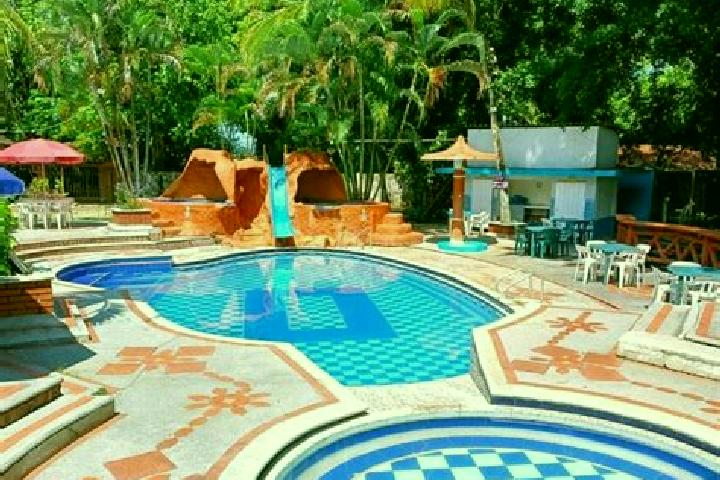 Clara, 25 — Escort in Campestre Tarimbaro, Mexico