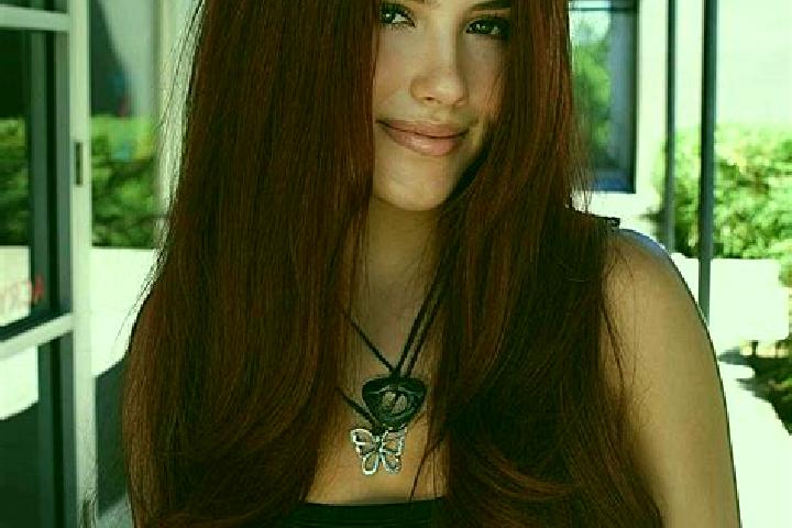 Clara, 26, a auburn brown-eyed caucasian companion based in Chalpicote. Offering Tantra, Duos, Massage, Overnight. Available for incall and outcall, overnigh...