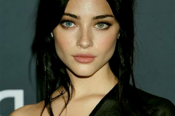 Clara, 26, a black blue-eyed latina companion based in Ad Daliyah. Offering CIM, Deep French Kissing, Party Girl, Couples, GFE. Available for incall and outc...