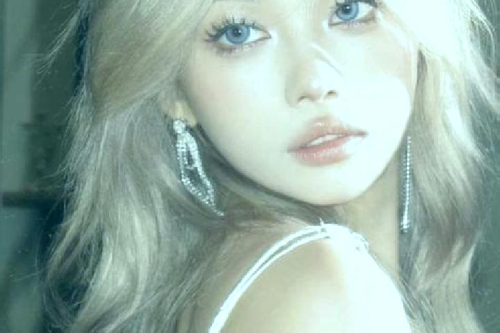 Clara, 26, a blonde brown-eyed asian companion based in Jequitiba. Offering Prostate Massage, Tantra, Fetish, Dinner Date, Roleplay. Available for incall and...
