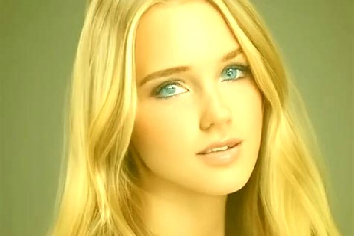Clara, 26, a blonde hazel-eyed mediterranean companion based in Kelvin Grove. Offering OWO, A-Level, Party Girl. Available for incall and outcall, day and ev...