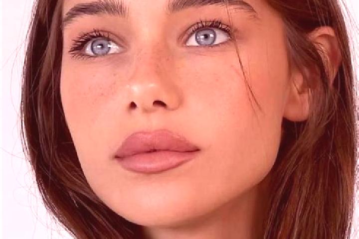 Clara, 26, a brunette brown-eyed middle eastern companion based in Matthew Town. Offering Overnight, Girlfriend Experience, Travel Companion, OWO, Roleplay. ...