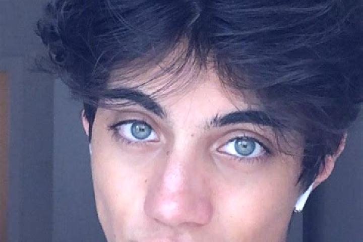 Clara, 26, a chestnut dark-eyed caucasian companion based in Calderon. Offering Overnight, Tantra, Domination. Available for incall and outcall, overnight bo...