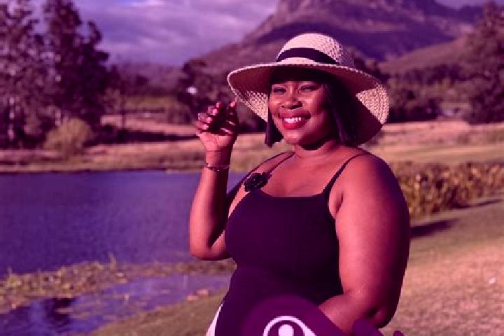 Clara, 26 — Escort in Cofimvaba, South Africa