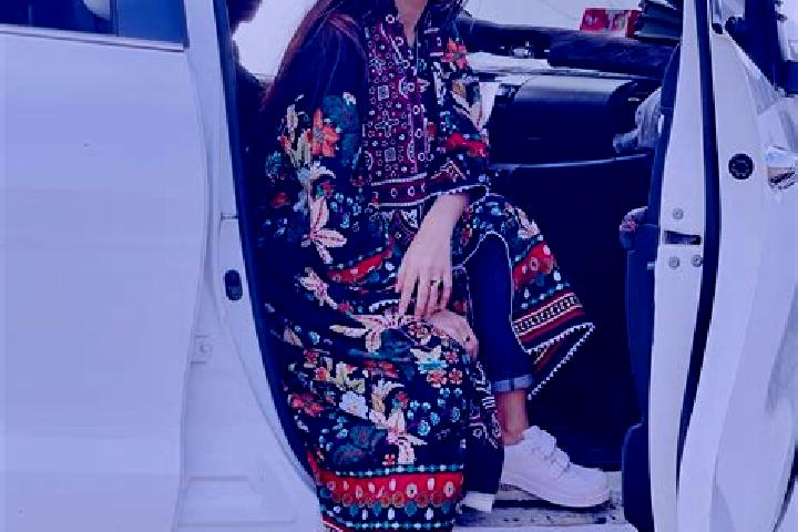 Clara, 26 — Escort in Jamshoro, Pakistan