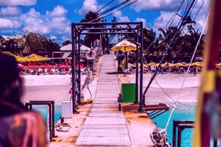 Clara, 26 — Escort in Oistins, Barbados