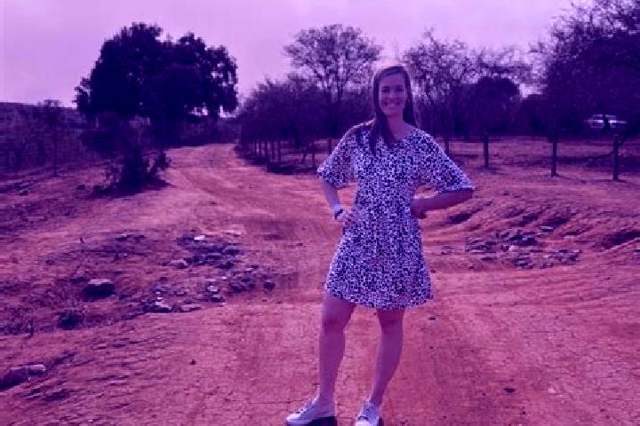 Clara, 26 — Escort in Witvlei, Namibia