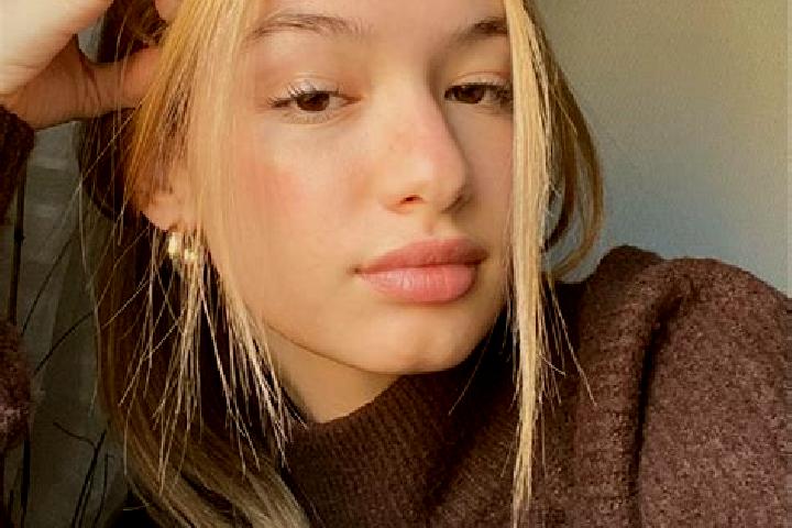 Clara, 27, a blonde brown-eyed ebony companion based in Funes. Offering Deep French Kissing, Tantra, Overnight. Available for incall and outcall, overnight b...
