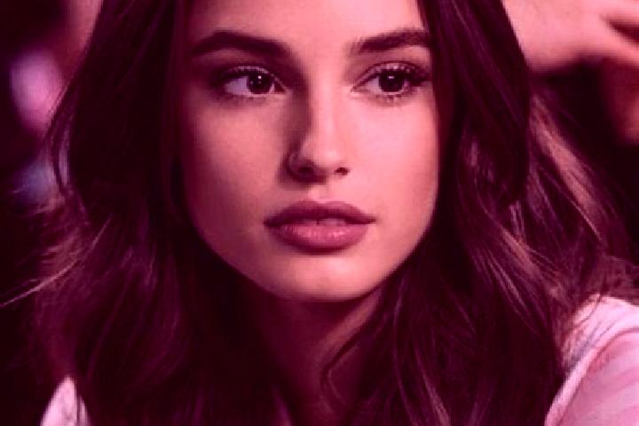 Clara, 27, a brunette brown-eyed ebony companion based in Demiroezue. Offering Fetish, Duos, Roleplay, Deep French Kissing. Available for incall and outcall,...