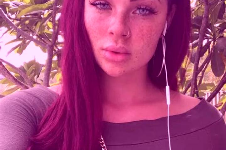 Clara, 27, a chestnut amber-eyed latina companion based in Santa Perpetua de Mogoda. Offering Deep French Kissing, Massage, Couples, Striptease, Fetish. Avai...