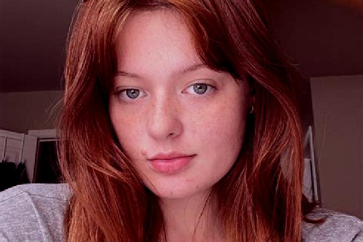 Clara, 27, a red brown-eyed caucasian companion based in Puebla de Arenoso. Offering 69, Domination, Prostate Massage. Available for incall and outcall, day ...