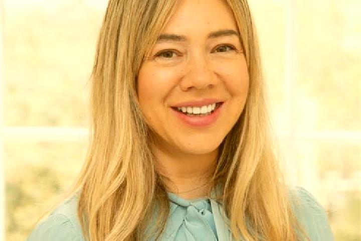 Clara, 27 — Escort in Bloomsbury, United States