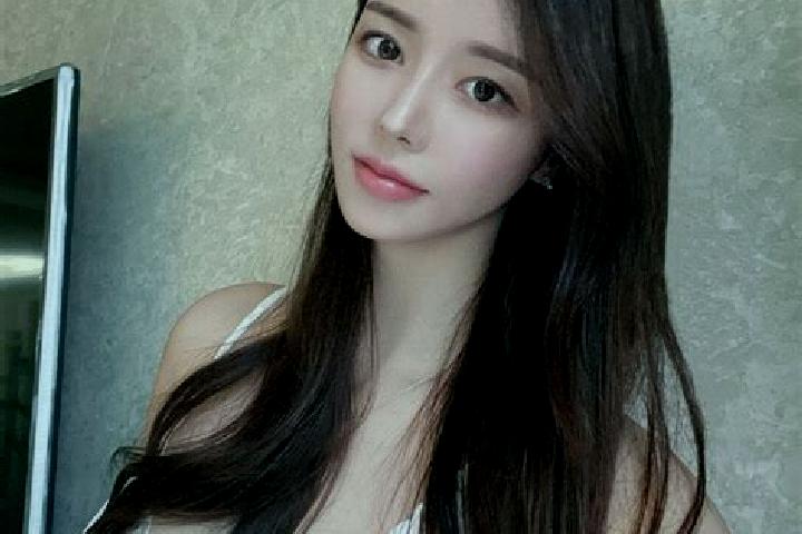 Clara, 27 — Escort in Damiku, China