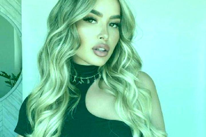 Clara, 27 — Escort in Palma, Brazil