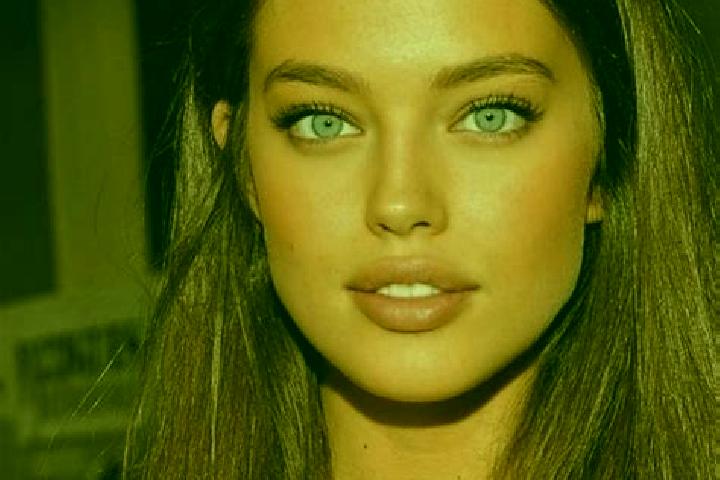 Clara, 28, a chestnut green-eyed caucasian companion based in Ala er. Offering Travel Companion, Domination, Dinner Date. Available for incall and outcall, o...