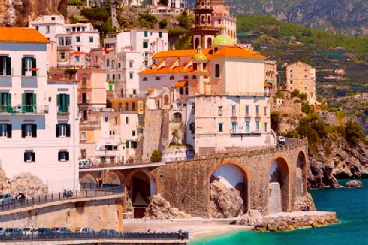 Clara, 28 — Escort in Camo, Italy