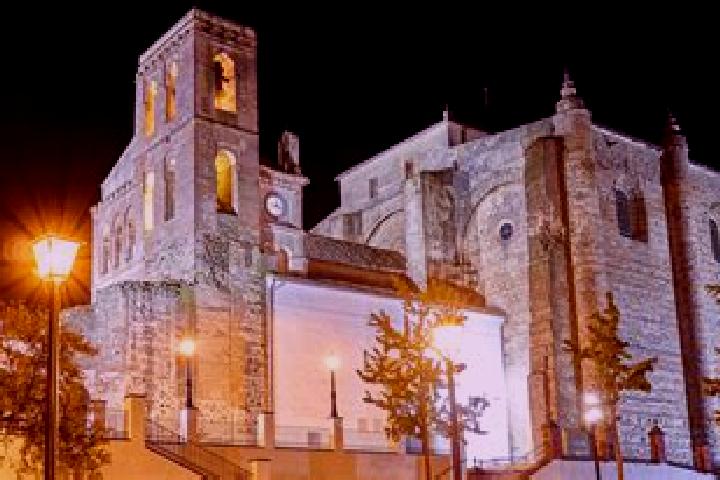 Clara, 28 — Escort in Cazalla de la Sierra, Spain