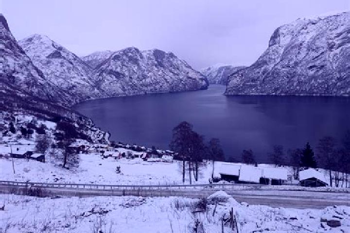Clara, 28 — Escort in Kjopsvik, Norway
