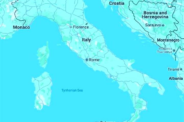 Clara, 28 — Escort in Langosco, Italy