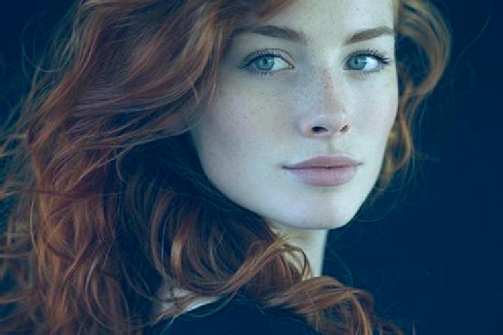 Clara, 29, a auburn green-eyed caucasian companion based in Pantaziivka. Offering Striptease, Fetish, Prostate Massage, A-Level, Couples. Available for incal...