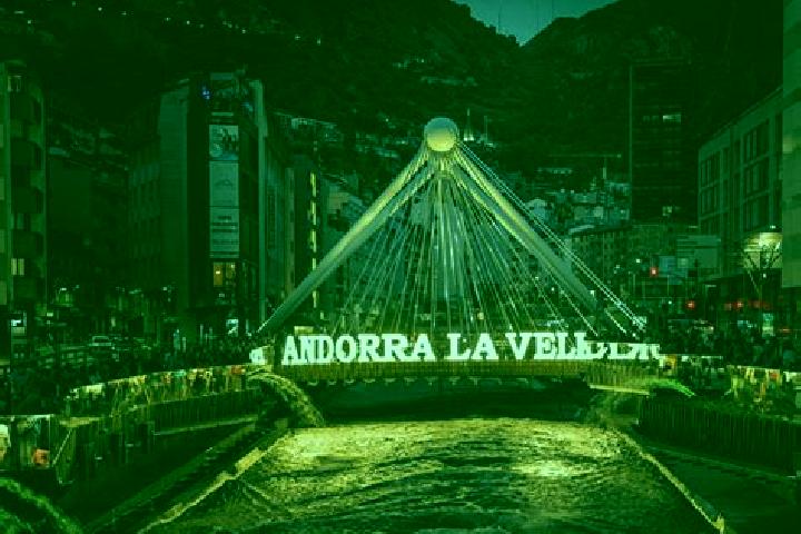 Clara, 29, a dark blonde dark-eyed indian companion based in Andorra la Vella. Offering Fetish, Roleplay, Dinner Date, Striptease. Available for incall and o...