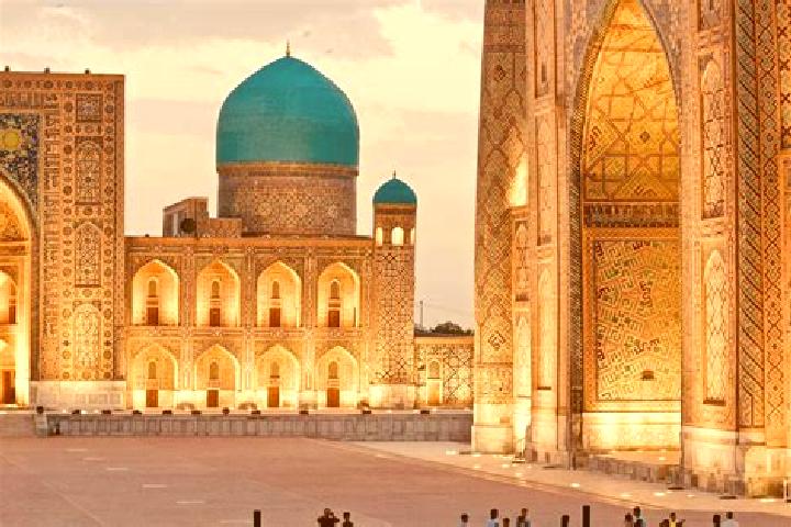Clara, 29 — Escort in Charxin, Uzbekistan