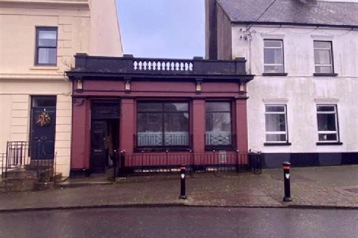 Clara, 29 — Escort in Cloughjordan, Ireland