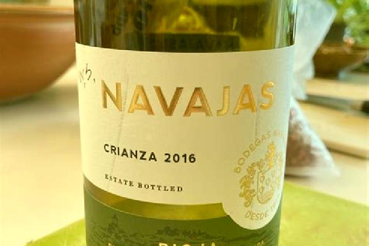 Clara, 29 — Escort in Navajas, Spain