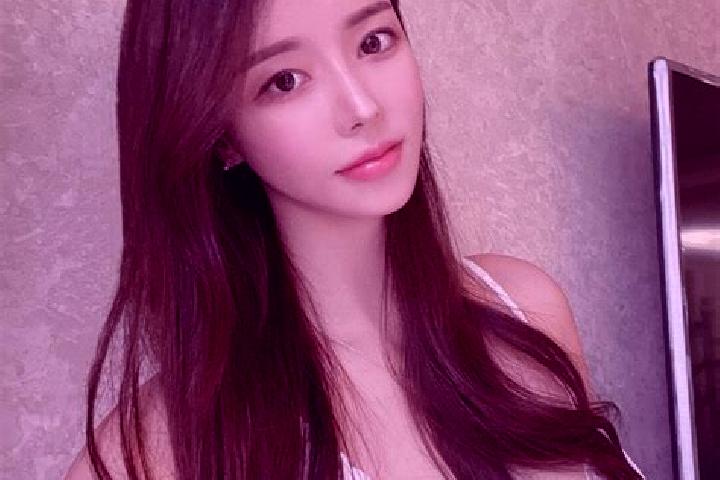 Clara, 29 — Escort in Pangjia, China